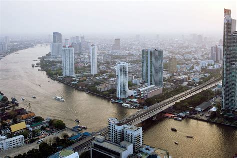 Bangkok Riverside: Reflections on Creativity and Controversy during Chalong Pakdee's 2013 Chao Phraya River Installation